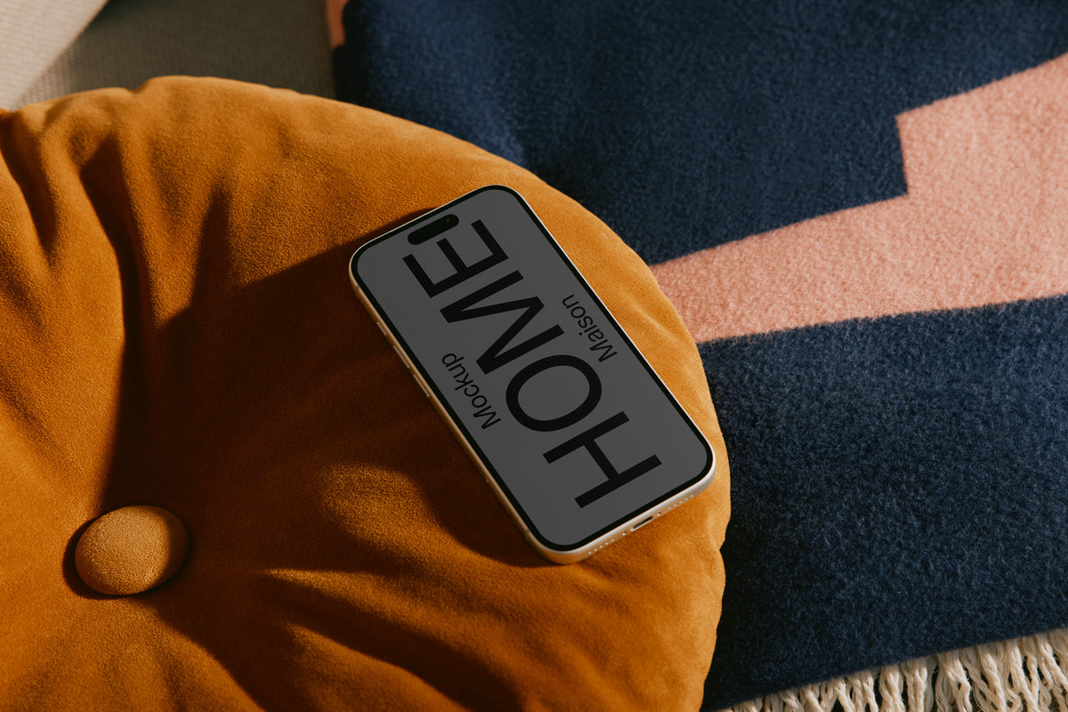 iPhone Pro PH-HOM-01