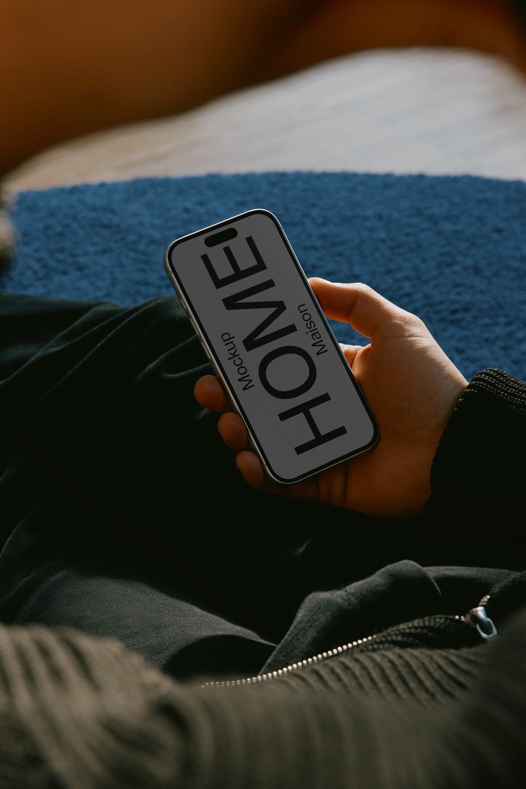 iPhone Pro PH-HOM-08