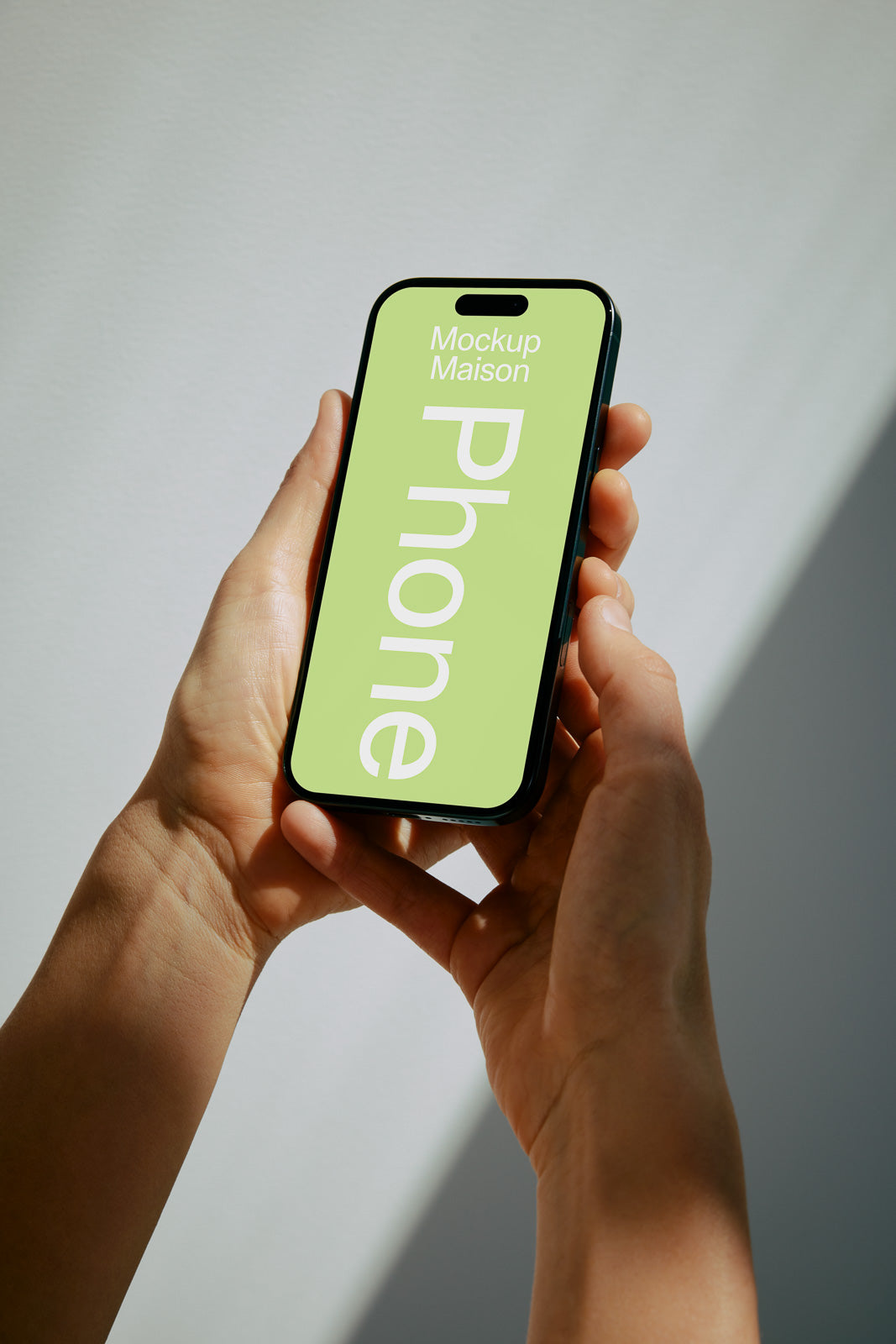 MM_Phone_PH-YGAD-03_preview2.