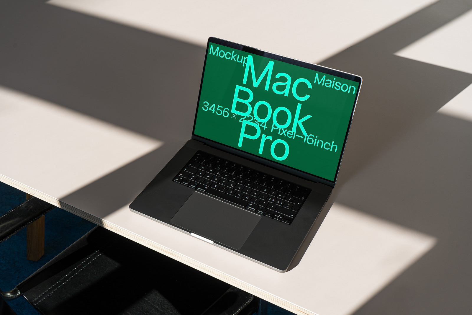MacBook Pro 16" LT-F-02