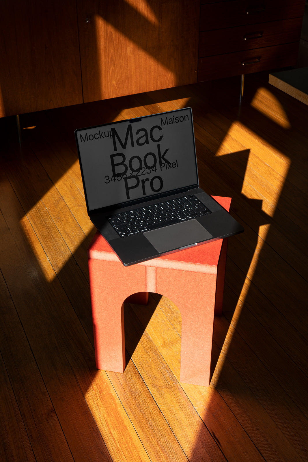 MacBook Pro 16" LT-H-02