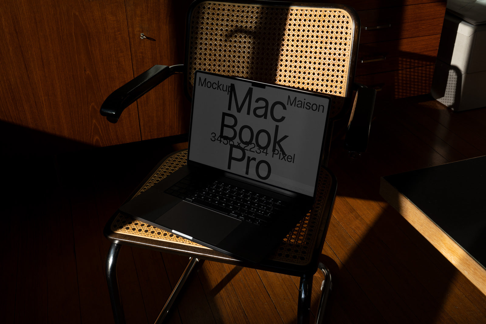 MacBook Pro 16" LT-H-03